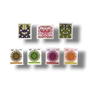 New Definitive Series Geometric Leaf Pattern